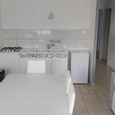 Appartamento Appart Sylvain Neuilly-l'Eveque