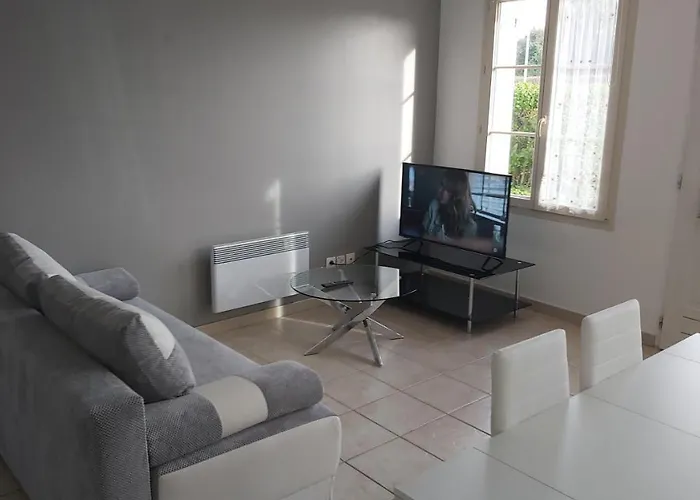 Appart Sylvain * Neuilly-l'Eveque